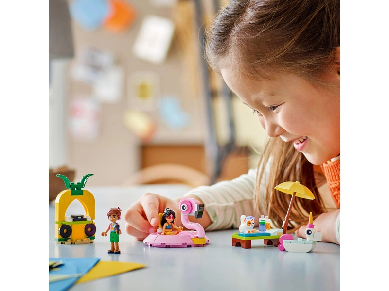 LEGO Friends - Zábava pri bazéne s jednorožcom a plameniakom