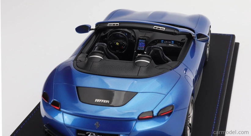 Bbr-models Ferrari Roma Spider Open 2020 - Con Vetrina - With Showcase 1:18 Blu Corsa - Modrá Met