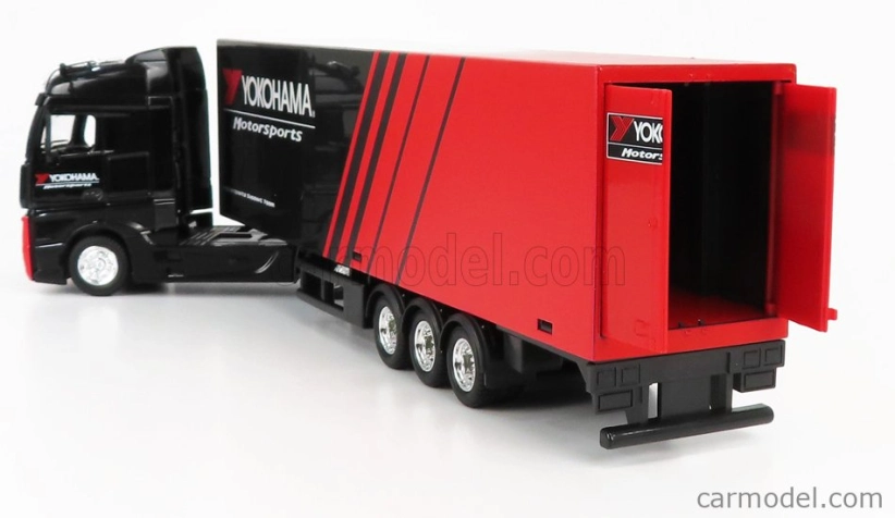 Bburago Mercedes Benz Actros 2 Gigaspace Truck Yokohama Tires 2016 1:43 čierno-červená
