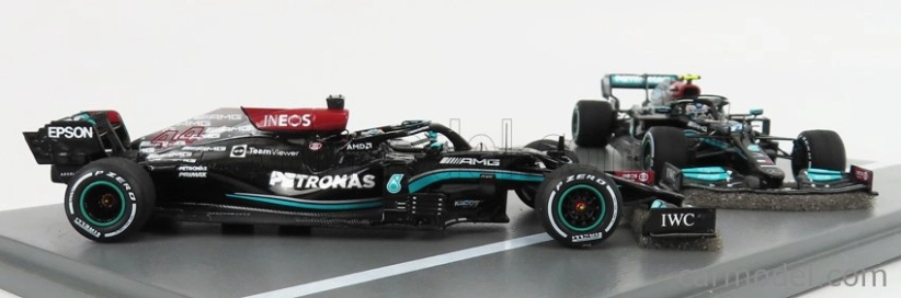 Spark-model Mercedes gp Set F1  2x W12 Mercedes M12 Eq Power+ Team Amg Petronas Motorsport Formula One N 44  + N 77 Abu Dhabi Gp 2021 Lewis Hamilton - Valtteri Bottas - 8 Times World Champion Constructeur 1:43 Černá Zelená