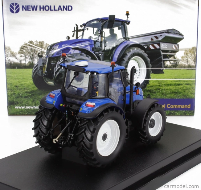 Universal hobbies New holland T5.120 Traktor 2018 1:32 Modrá čierna