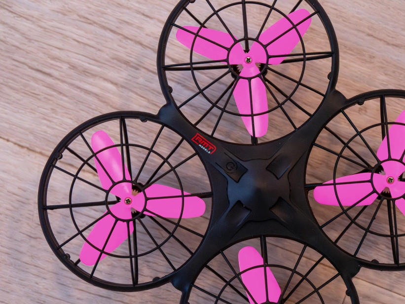 Dron RMT 700, ružová + náhradná batéria