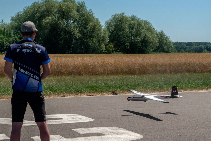 RC letadlo KAVAN Swift S-1 2400mm ARF, modrá
