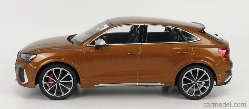 Minichamps Audi Q3 Rs 2019 1:18 Brown Met