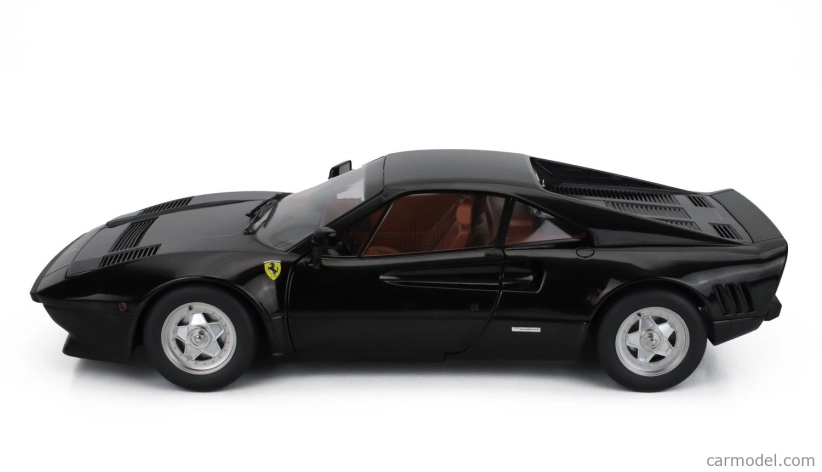 Ferrari 288 Gto 1984 v mierke 1:12 čierna