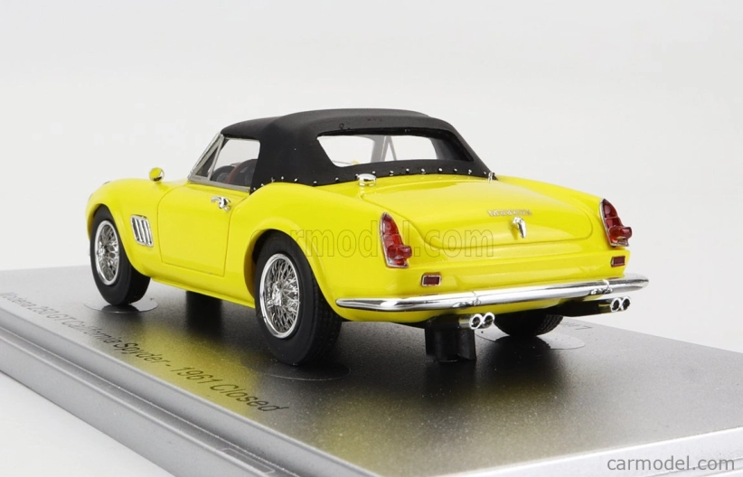 Kess-model Modena 250gt California Spider uzavretý 1961 1:43 žltá čierna