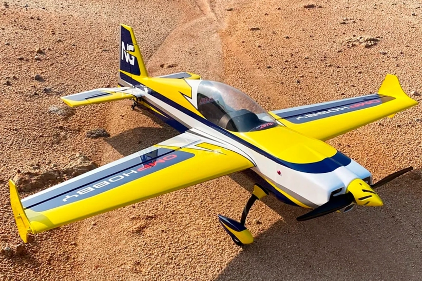 RC letadlo 104" Extra NG ARF 2,64m, červená