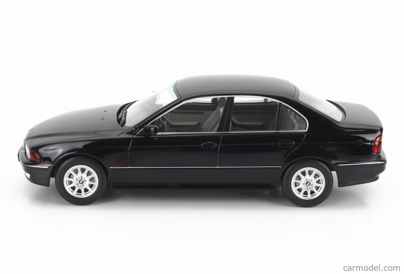 Kk-scale BMW 5-series 528i (e39) Sedan 1995 1:18 Black