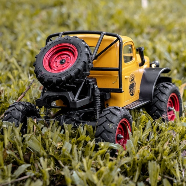 FCX24 Power Wagon 1/24 – žltý