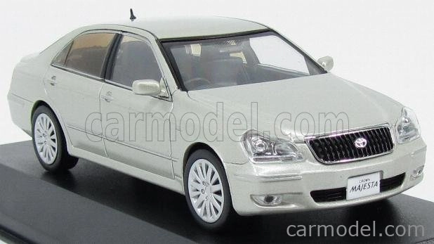 Kyosho Toyota Crown Majesta 2009 1:43 Premium Silver