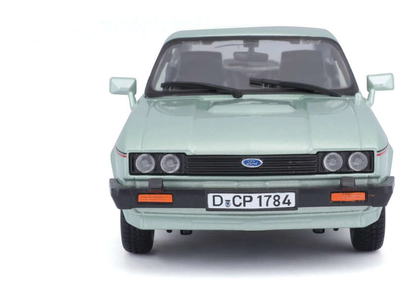 Bburago Plus Ford Capri 1982 1:24 světle zelená