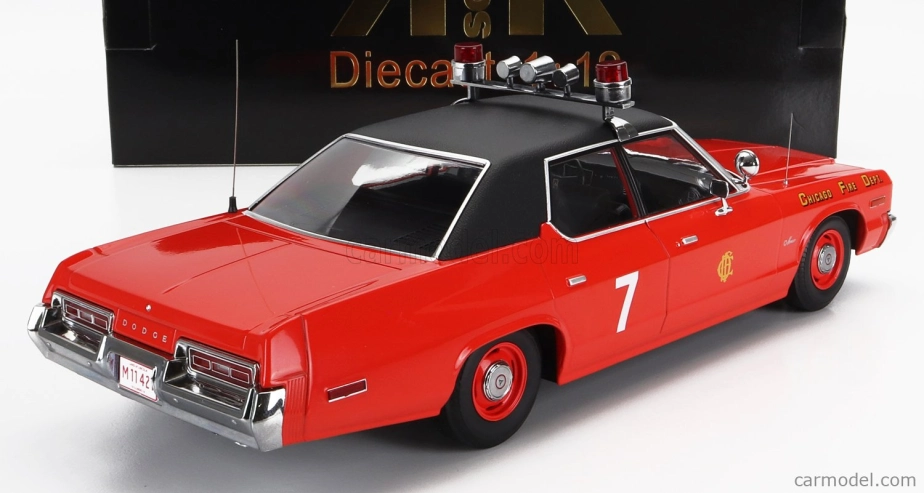 Kk-scale Dodge Monaco N 7 Chicago Fire Engine Department 1974 1:18 Červená Černá