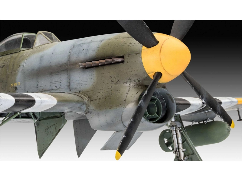 Revell Hawker Tempest V (1:32)