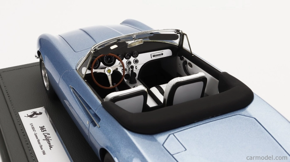 Bbr-models Ferrari 365 California S/n08347 Spider Cabriolet Geneve Motorshow 1966- Con Vetrina - With Showcase 1:18 Světle Modrá Met