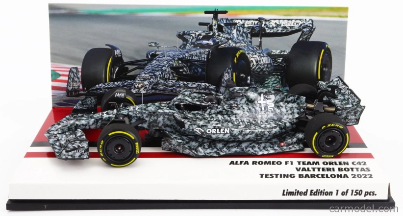 Minichamps Alfa romeo F1 C42 Team Orlen Racing N 77 1:43, bíločerná