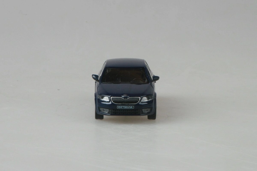 Abrex Škoda Octavia III (2012) 1:43 – modrá pacific uni