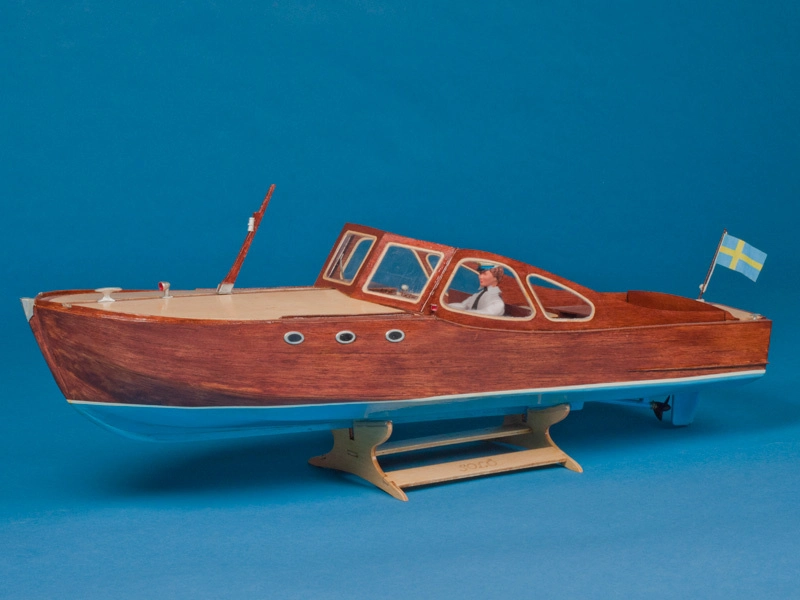 Nordic Claas Boats Solö Ruff Daycruiser 1:10 kit