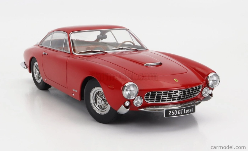 Ferrari 250 Gt Lusso 1962 v mierke 1:18 Červená