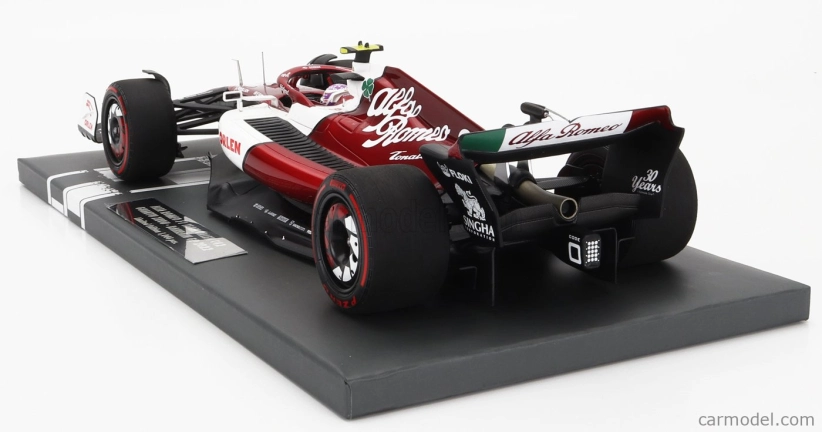 Minichamps Alfa romeo F1 C42 Team Orlen Racing N 24 1:18, bíločervená