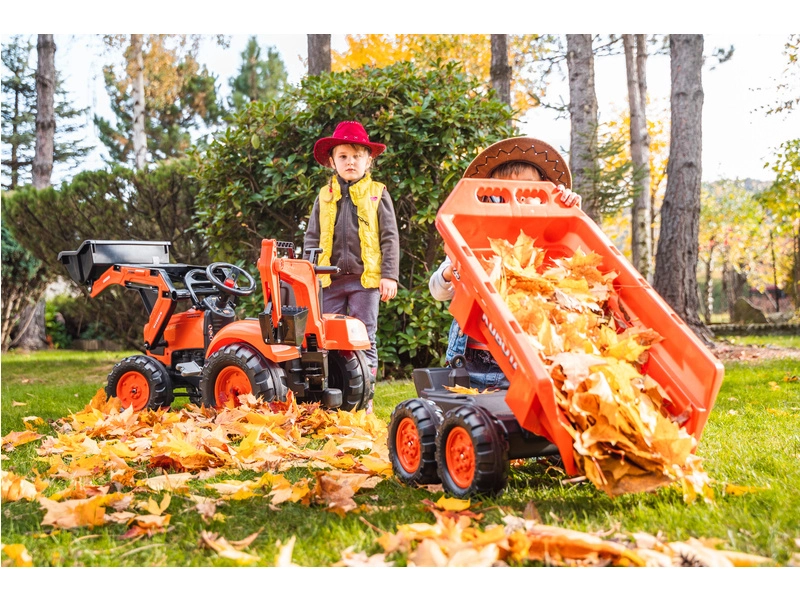 FALK – Šliapací traktor Kubota s nakladačom, rýpadlom a maxi vlečkou