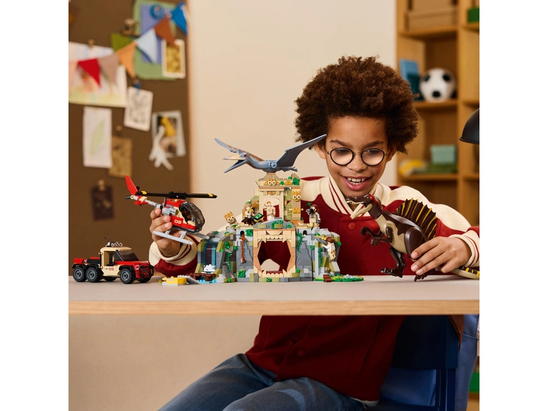 LEGO Jurský svet - Letecká misia so Spinosaurom a Quetzalcoatlom