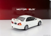 Motorhelix Mitsubishi Lancer Evo Iv s motorom a príslušenstvom 1999 1:18 Scotia White