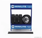 Ixo-models Accessories Kovový stojan se čtyřmi pneu Minilite 1:18, modrá