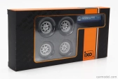 Ixo-models Accessories Kovový stojan se čtyřmi pneu Minilite 1:18, modrá