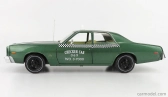 Greenlight Plymouth Fury Checker Taxi 1976 - Beverly Hills Cop 1:18 Green Met