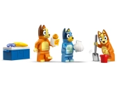 LEGO Bluey - Bluey a rodinný výlet autom na pláž