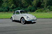 Revell VW Beetle Limousine 68 (1:24) súprava