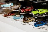 Atlantic Vetrina display box Espositore - Pre 42 Cars 1/64 Lungh.lenght Cm 61.0 X Largh.width Cm 12.0 X Alt.height Cm 47.0 (altezza Utile Tra I Ripiani Cm 8.0 Inner Height Among Shelves) 1:64 Plastic Display