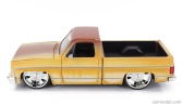 Jada Chevrolet C-10 Pick-up Custom 1985 1:24 2 Tóny Krémově Hnědé