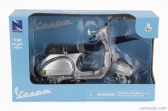Newray Piaggio Vespa P200e 1978 1:12, stříbrná