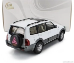 Sun-star Mitsubishi Pajero 3.5l V6 V73 2006 1:18 Bílá Šedá