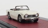 Matrix scale models Triumph Tr5 Cabriolet Open 1967 1:43 Bílá