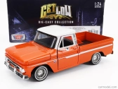 Motor-max Chevrolet C-10 Fleetside Pick-up Custom 1966 1:24 Oranžová s bielou
