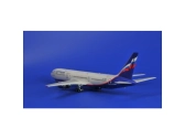 Zvezda Boeing 767-300 (1:144)