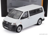 Hongwell Volkswagen T5 Minibus 2010 1:43 biely