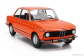 BMW 1602 radu 2 1974 v mierke 1:12 oranžová