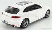 Bburago Plus Porsche Macan 1:24 biela metalíza