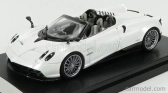 Lcd-model Pagani Huayra Roadster 2018 1:43 Bílá