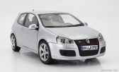 Norev Volkswagen Golf V Gti Pirelli 2007 1:18 Strieborný