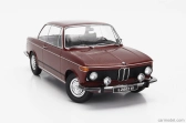 Kk-scale BMW L2002 Tii 2-series 1974 1:18 Tmavo červená