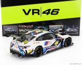 Minichamps BMW 4-series M4 Gt3 Team Wrt N 46 Gulf 12h Abu Dhabi 2023 Valentino Rossi - Nick Yelloy - Dries Vanthoor 1:18 Bílá Černá Modrá
