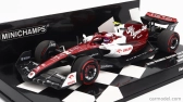 Minichamps Alfa romeo F1 C42 Team Orlen Racing N 24 1:43, bíločervená