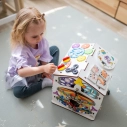 2Kids Toys Activity board Domček biely – poškodený obal