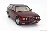 Triple9 BMW radu 5 Touring (e34) Sw Station Wagon 1996 1:18 Červená farba