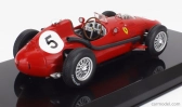 Edicola Ferrari F1 Dino 246 N 5 Majster sveta 1958 Mike Hawthorn - Con Vetrina - s vitrínou 1:24 červená