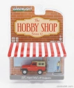 Greenlight Nissan Patrol With Backpacker 1975 1:64 Červená Beige